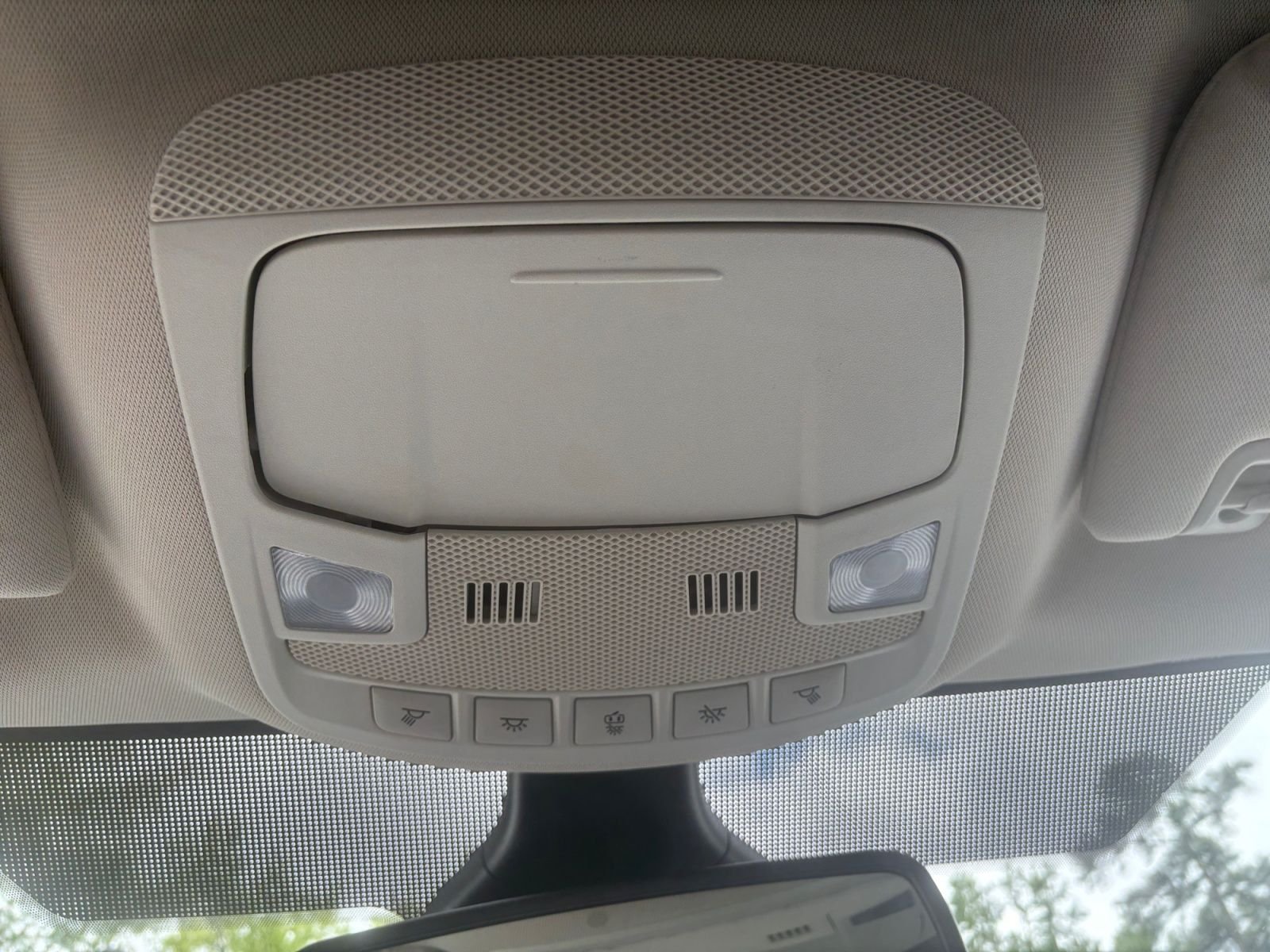 Used 2024 White Ford SEL image 29