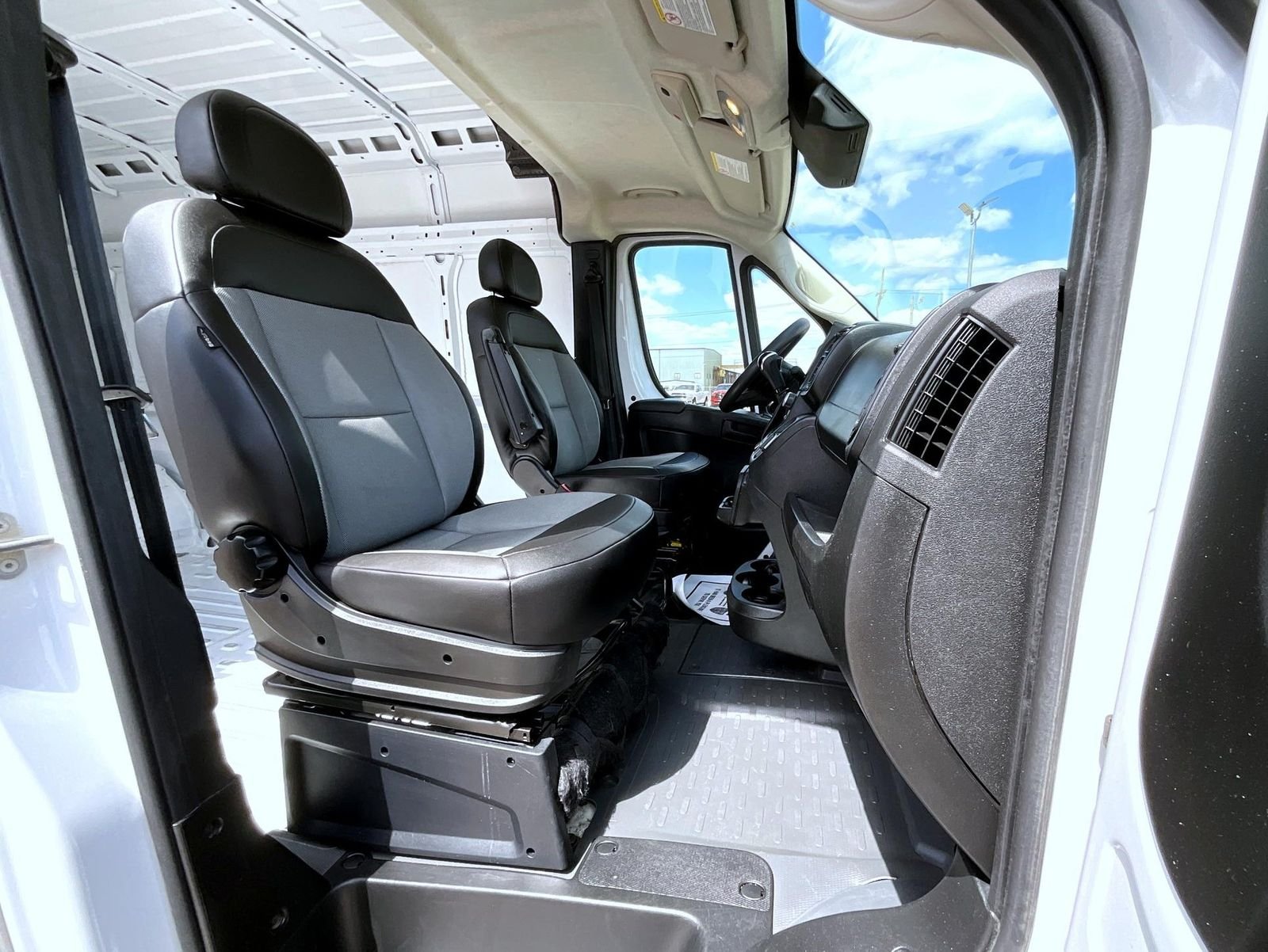 Used 2025 White Ram High Roof image 16