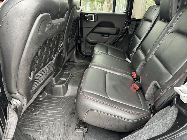 Used 2022 Black Jeep Unlimited Rubicon image 19