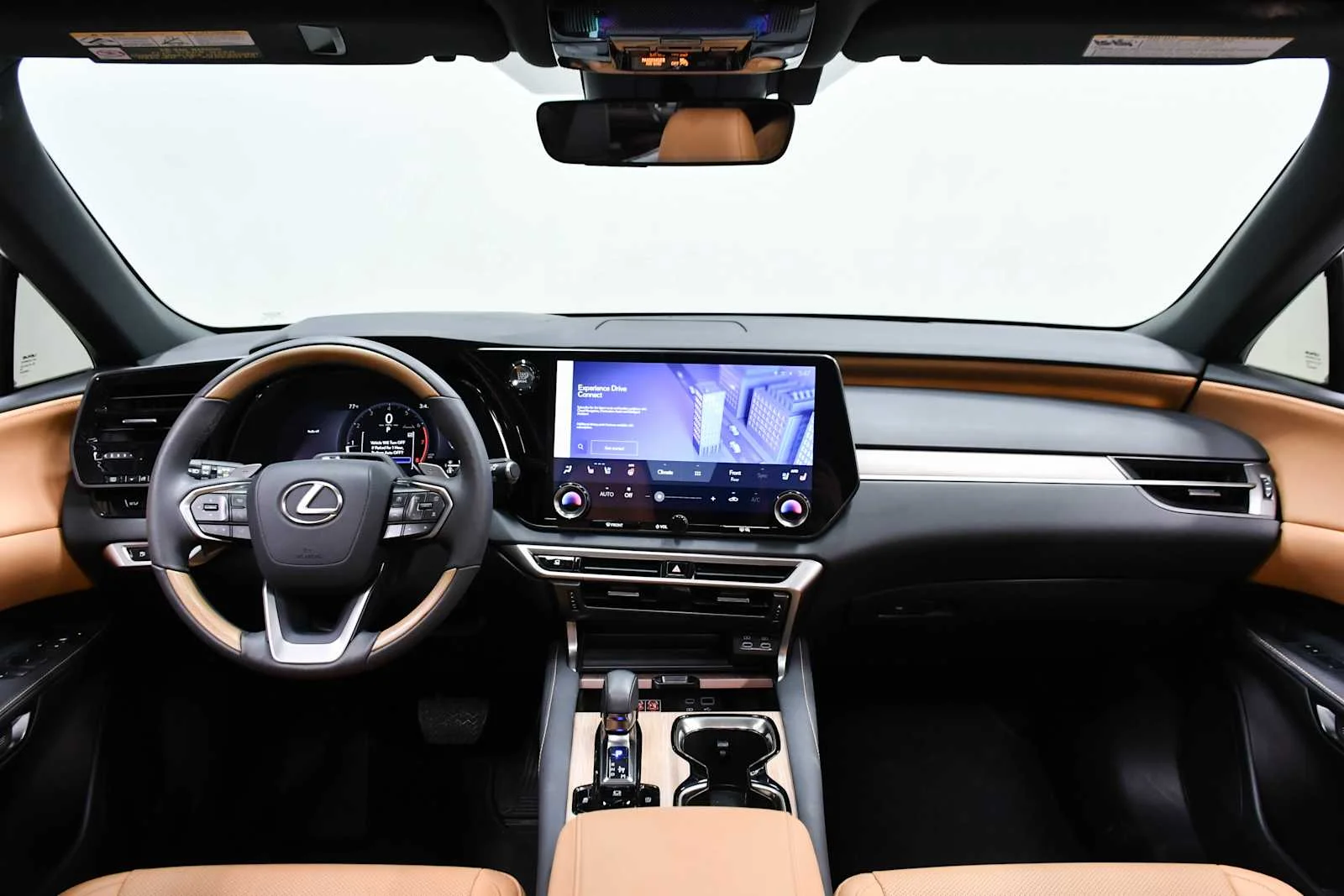 Used 2025 Eminent White Pearl Lexus Premium image 17