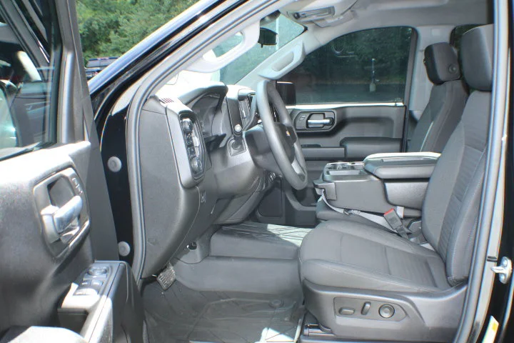 Used 2024 Black Chevrolet Custom image 12