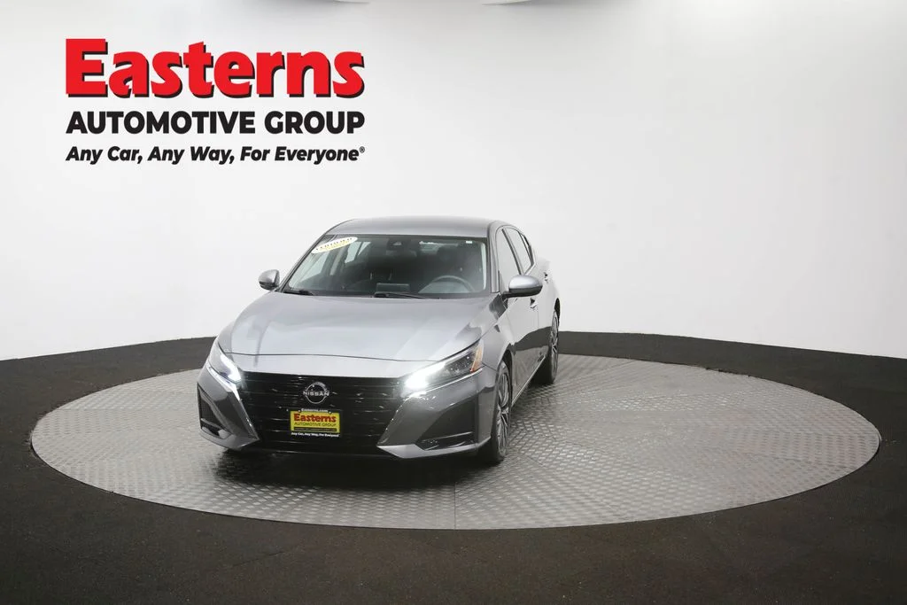 Used 2023 Gray Nissan 2.5 SV image 53
