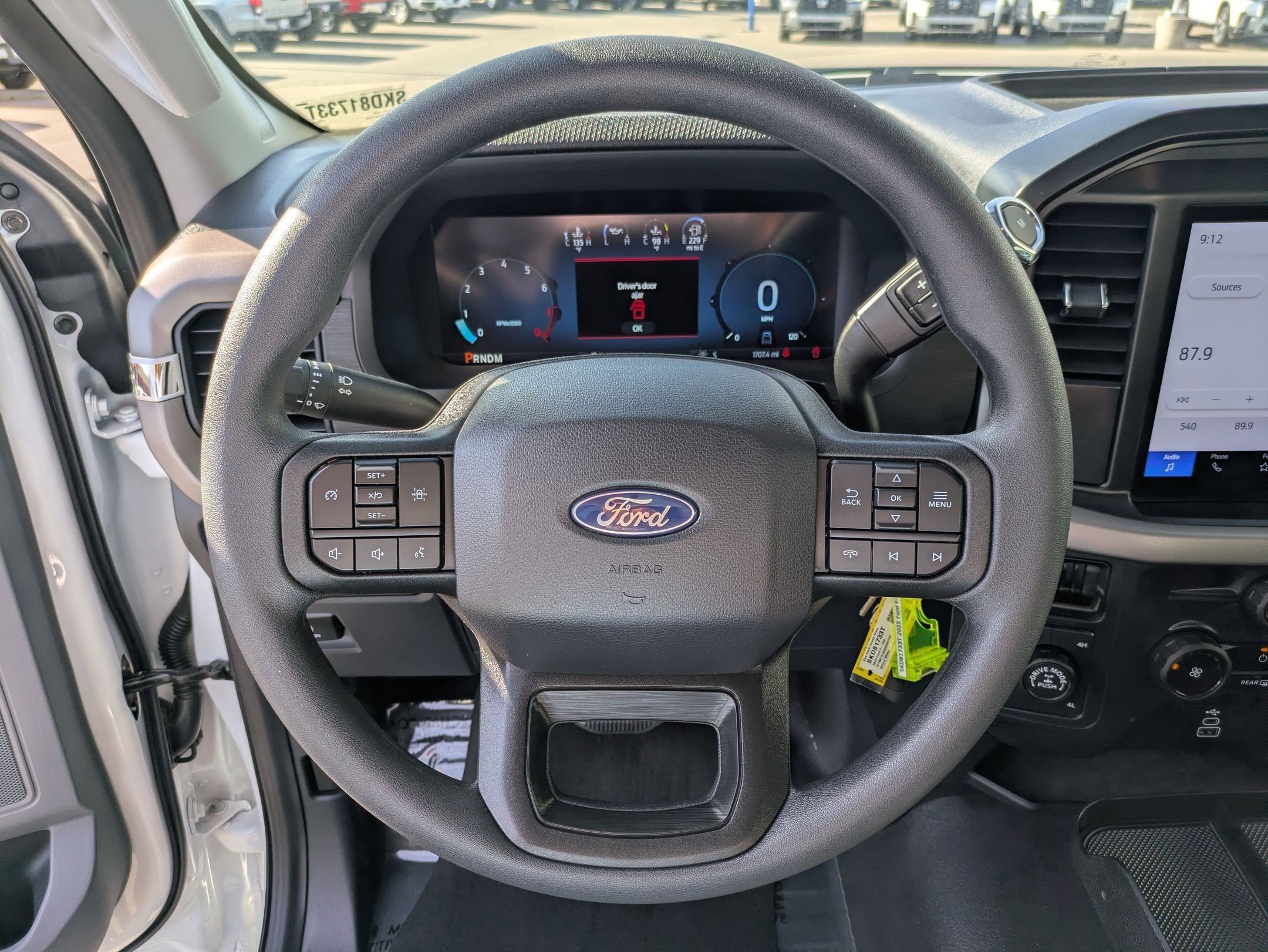 Used 2025 Oxford White Ford XL image 17