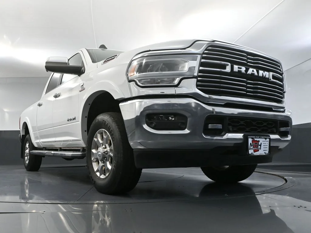 Used 2022 White Ram Laramie image 53