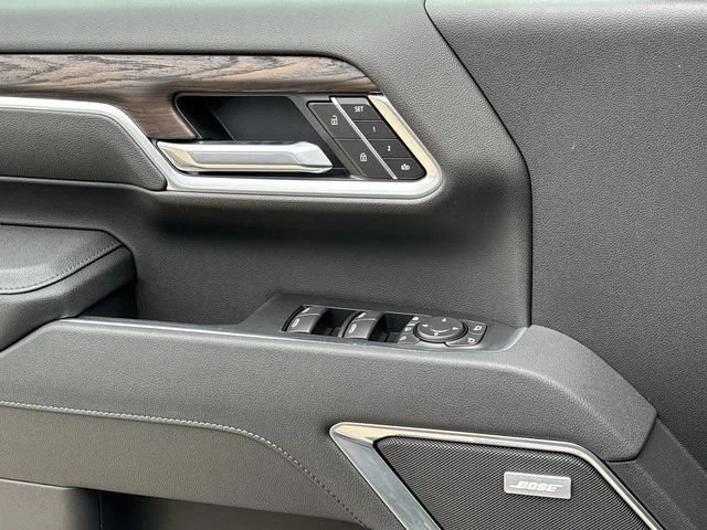 New 2026 Titanium Rush Metallic GMC SLT image 21