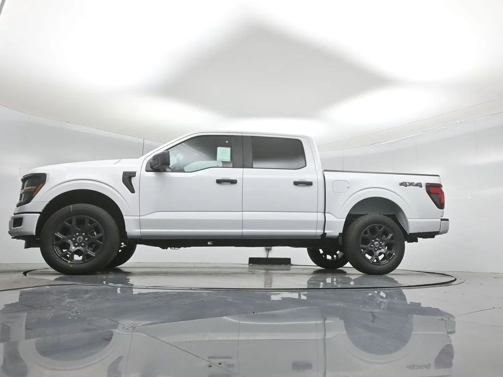 New 2026 Oxford White Ford STX image 44