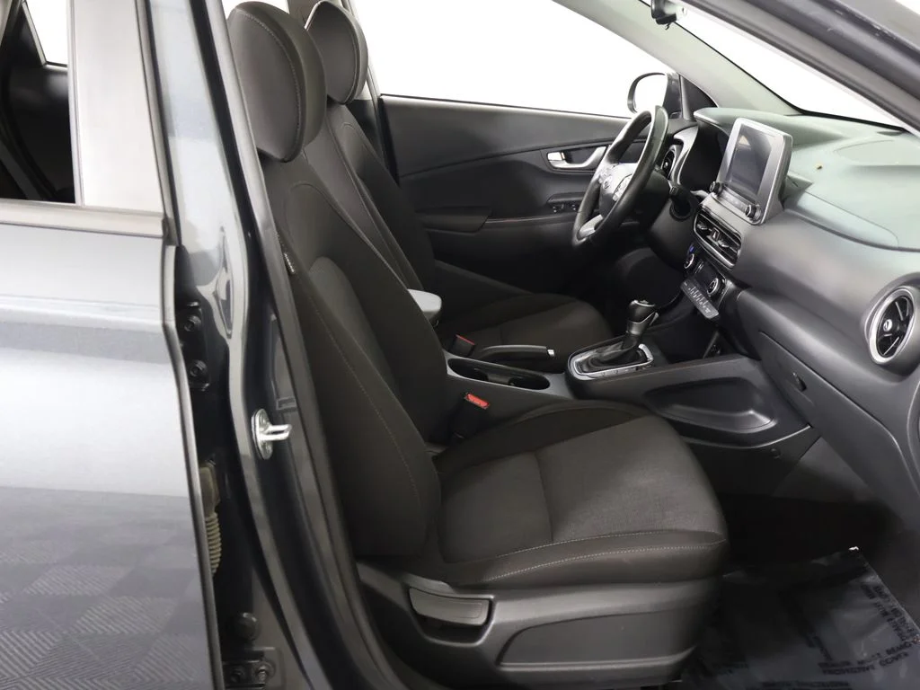 Used 2022 Gray Hyundai SEL image 33