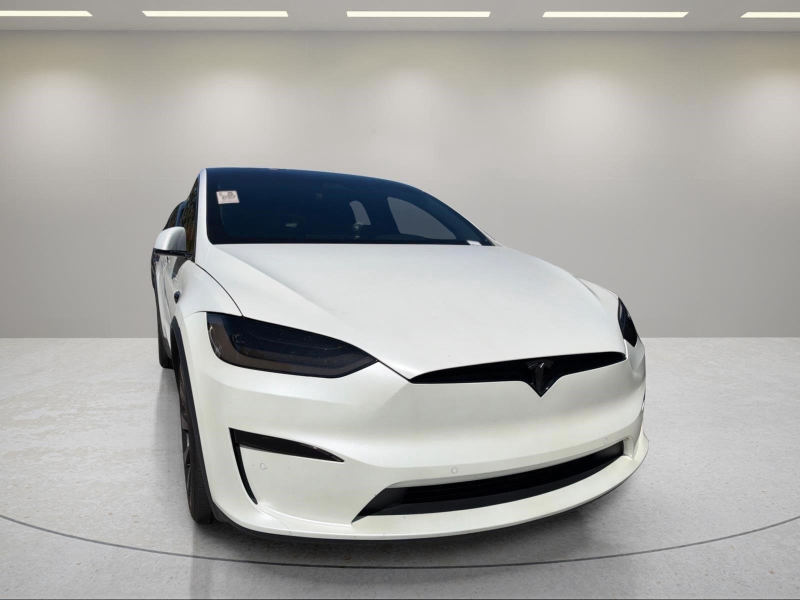 Used 2022 Pearl White Multi-Coat Tesla Plaid image 9
