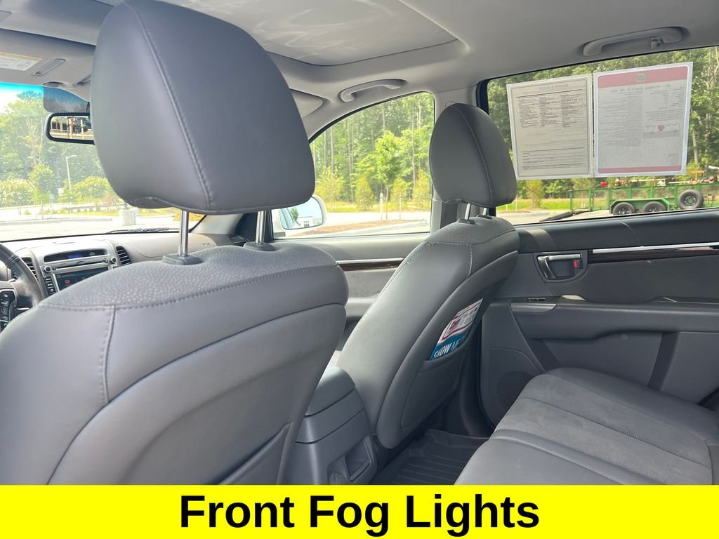 Used 2011 Frost White Hyundai SE image 23