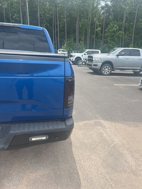 Used 2017 Lightning Blue Ford XLT image 8