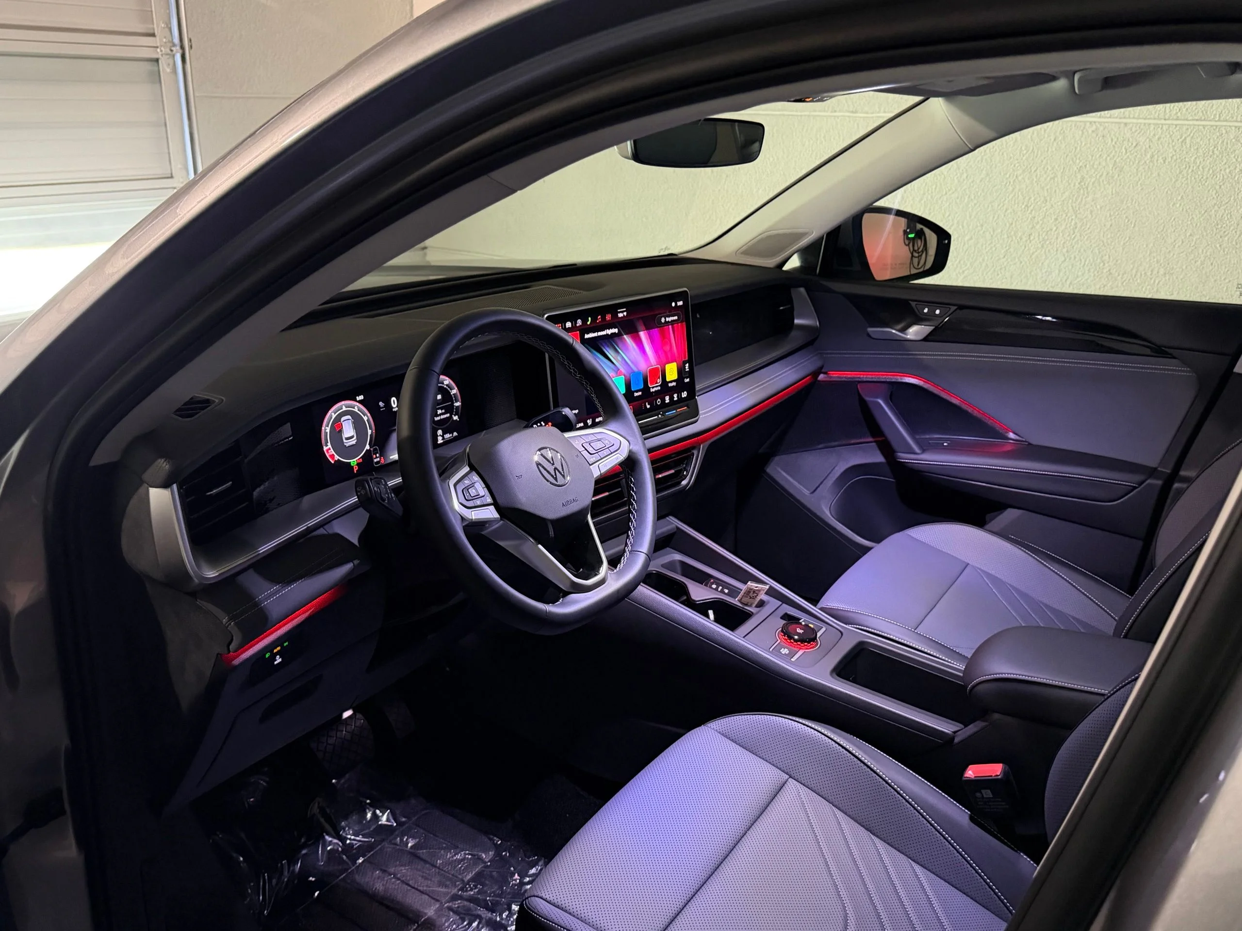 New 2026 Silver Volkswagen 2.0T SE image 46