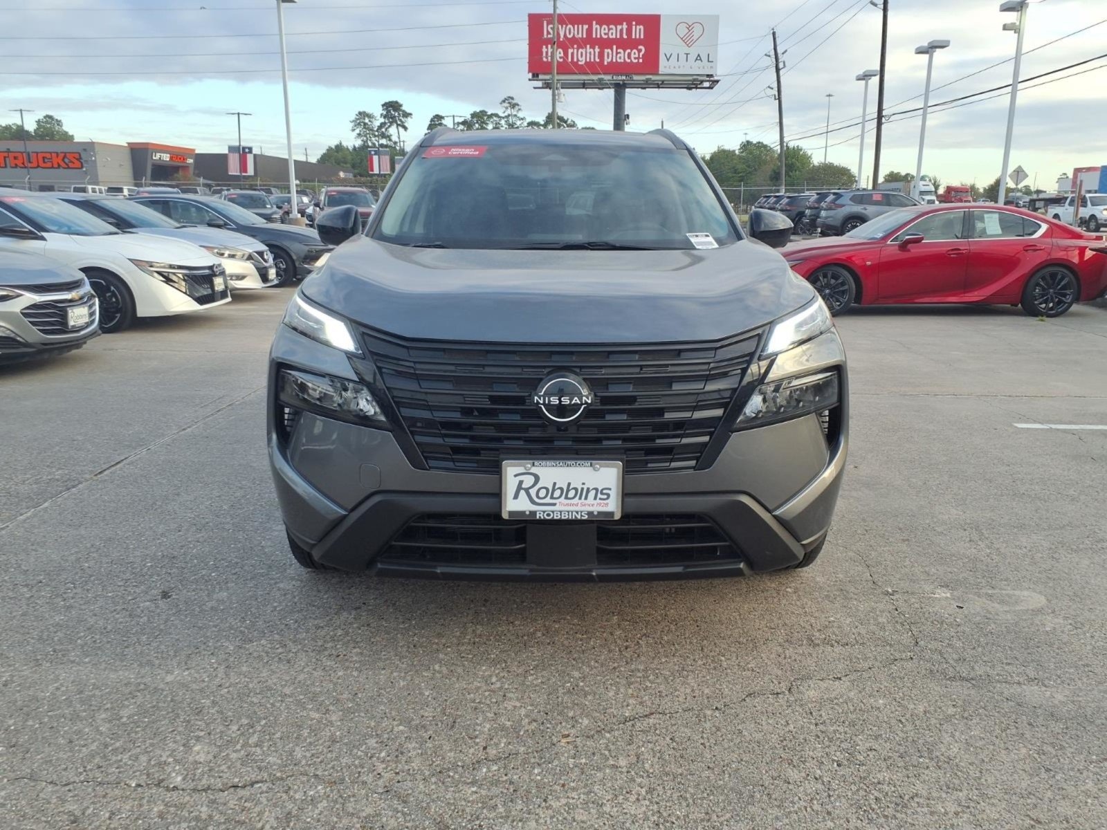 2026 Nissan Rogue photo 6 of 28