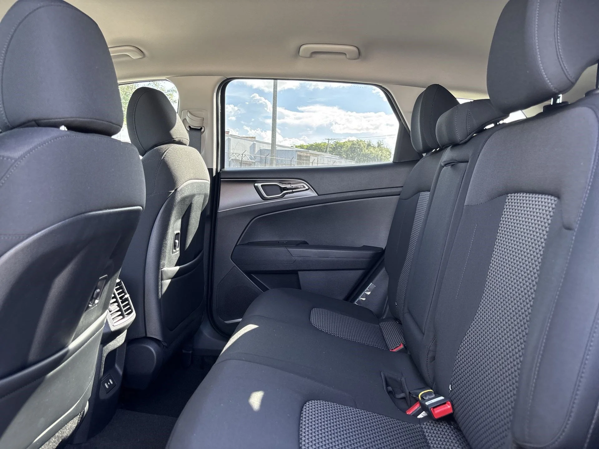 New 2027 Vesta Blue Kia S image 22