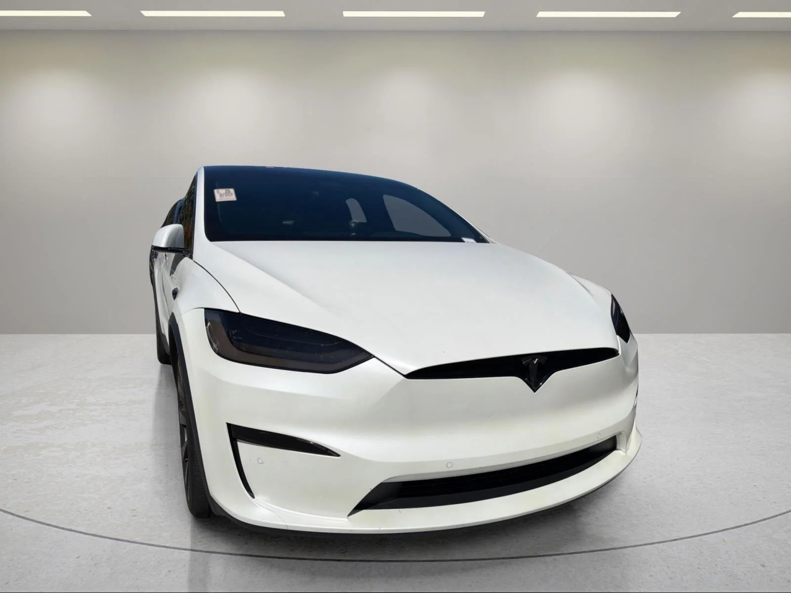 Used 2022 Pearl White Multi-Coat Tesla Plaid image 9