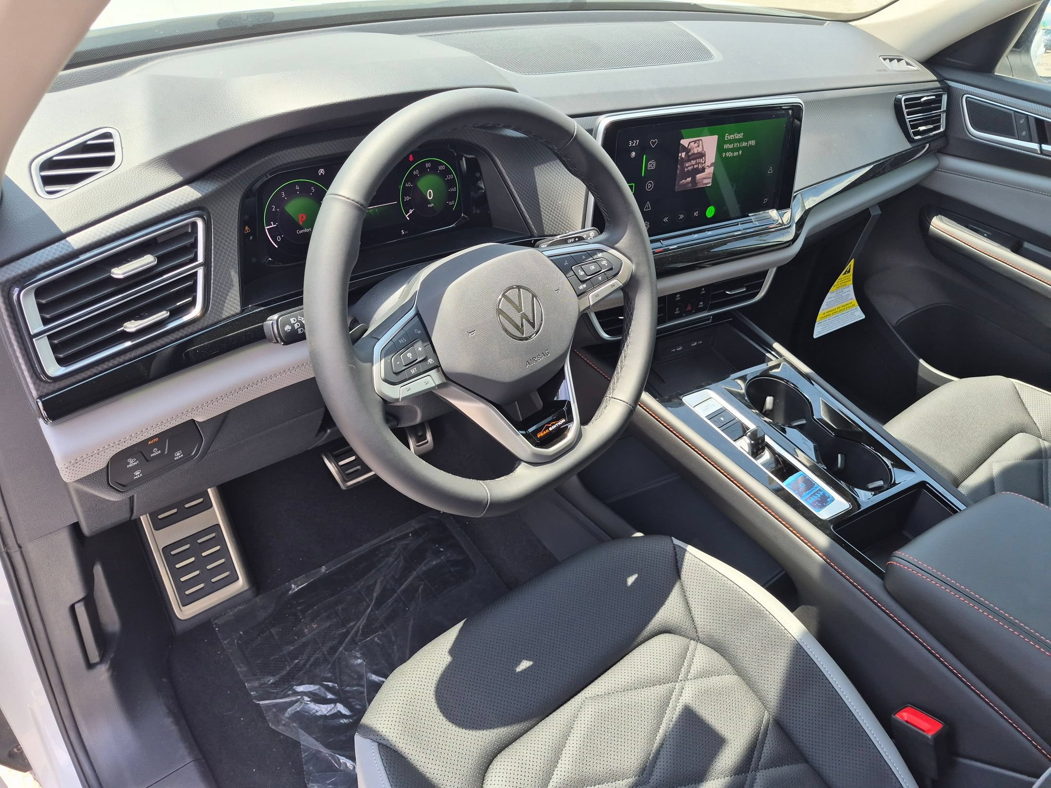 New 2026 Pearl Volkswagen 2.0T Peak Edition image 14