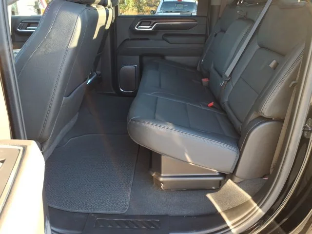 Used 2024 Black GMC Denali image 18