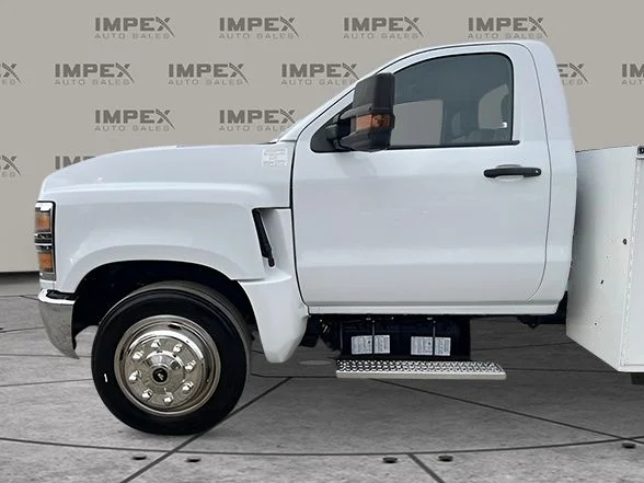 Used 2020 White Chevrolet Work Truck image 62