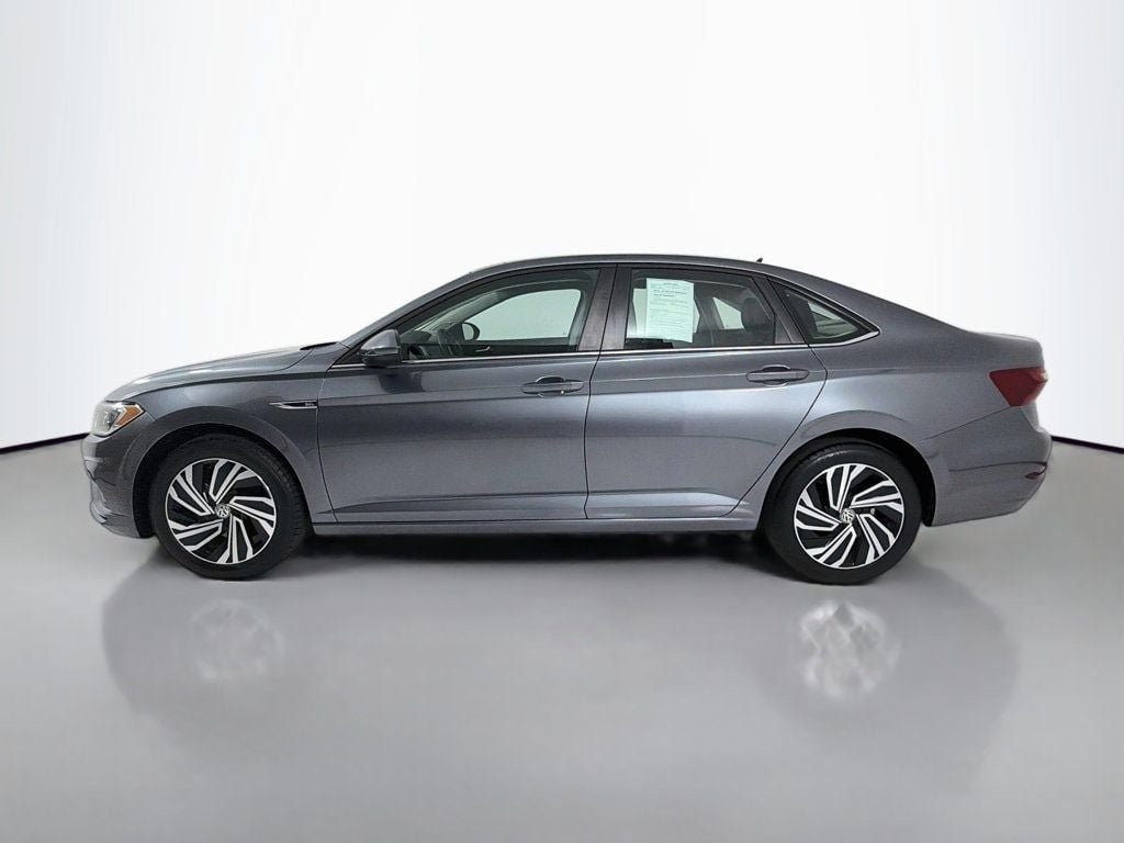 Used 2021 Platinum Gray Metallic Volkswagen SEL Automatic image 4