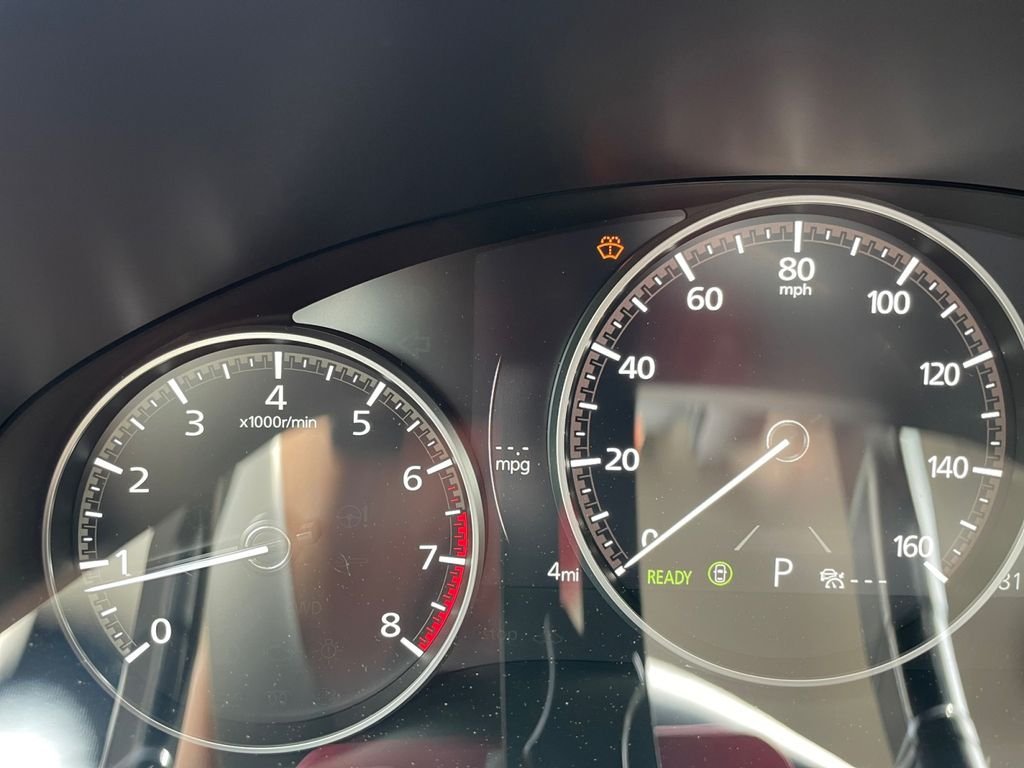 New 2026 Platinum Mazda 3.3 Turbo Preferred image 2