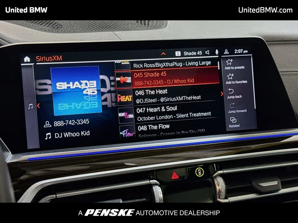 Used 2021 Black Sapphire Metallic BMW xDrive40i image 15