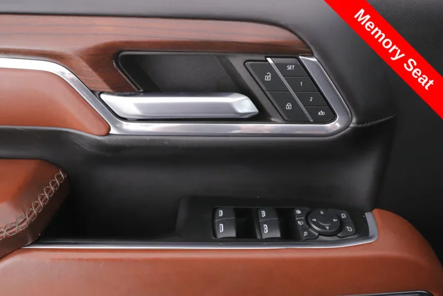 Used 2024 Black GMC Denali Ultimate image 21