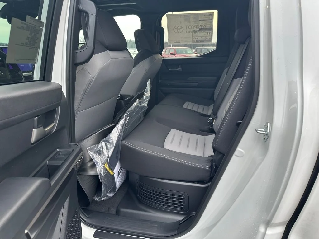 2026 Toyota Tacoma TRD Off Road - Photo 18