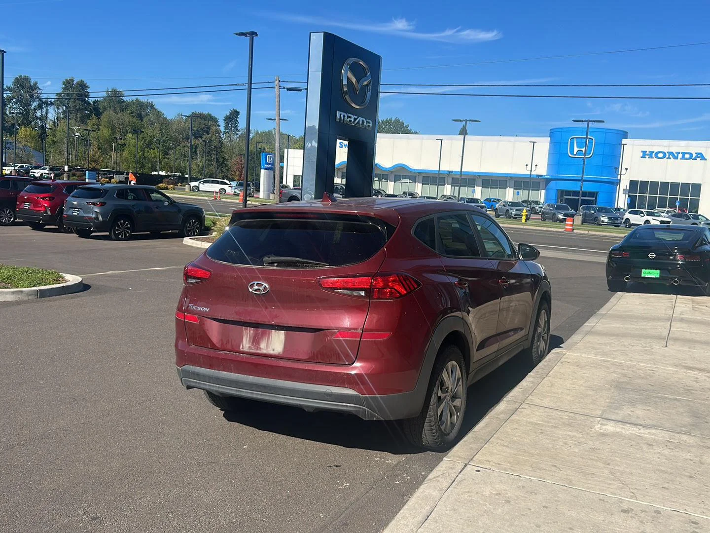 Used 2019 Gemstone Red Hyundai SE image 3
