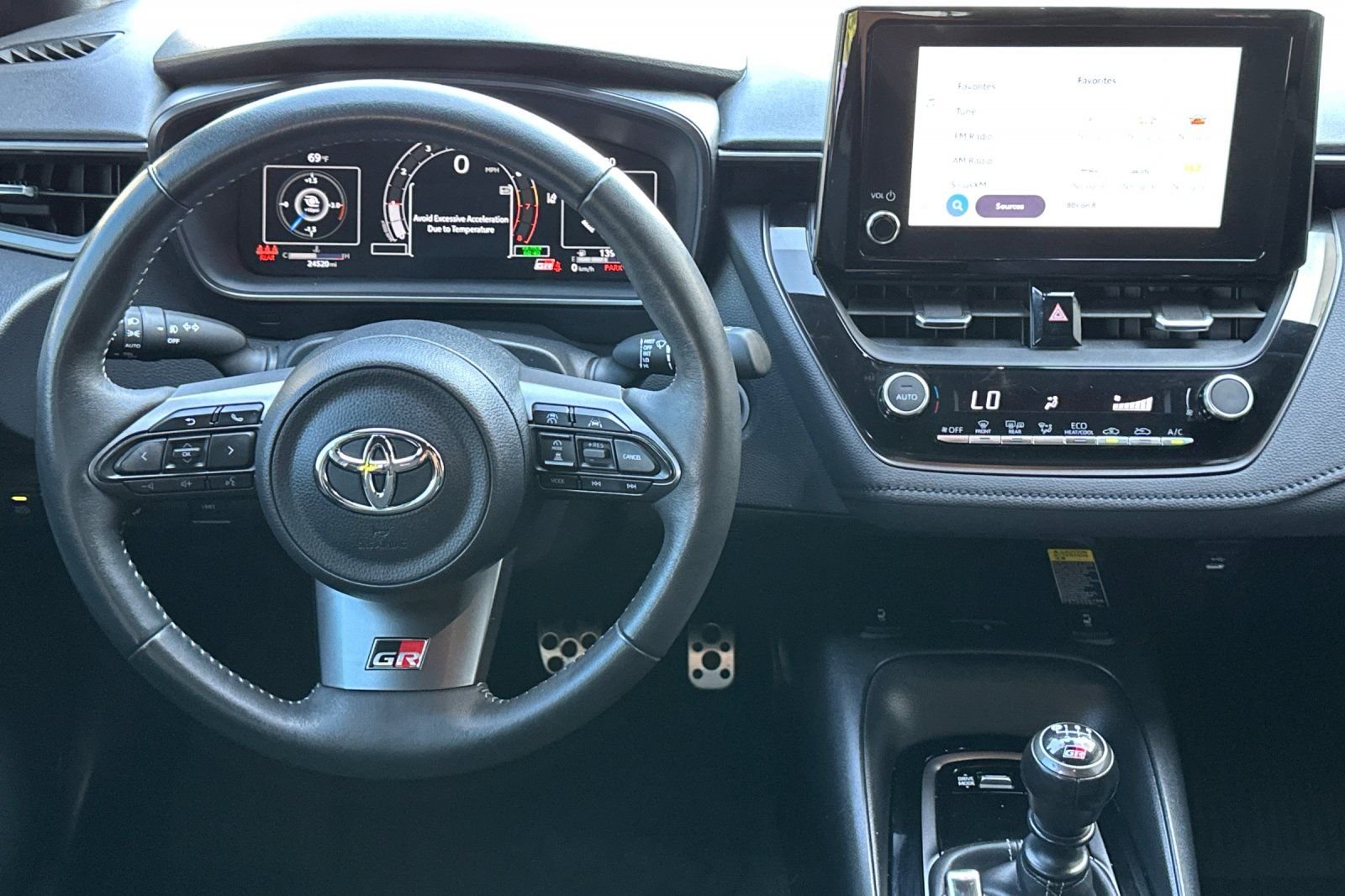 Used 2023 White Toyota Core image 13