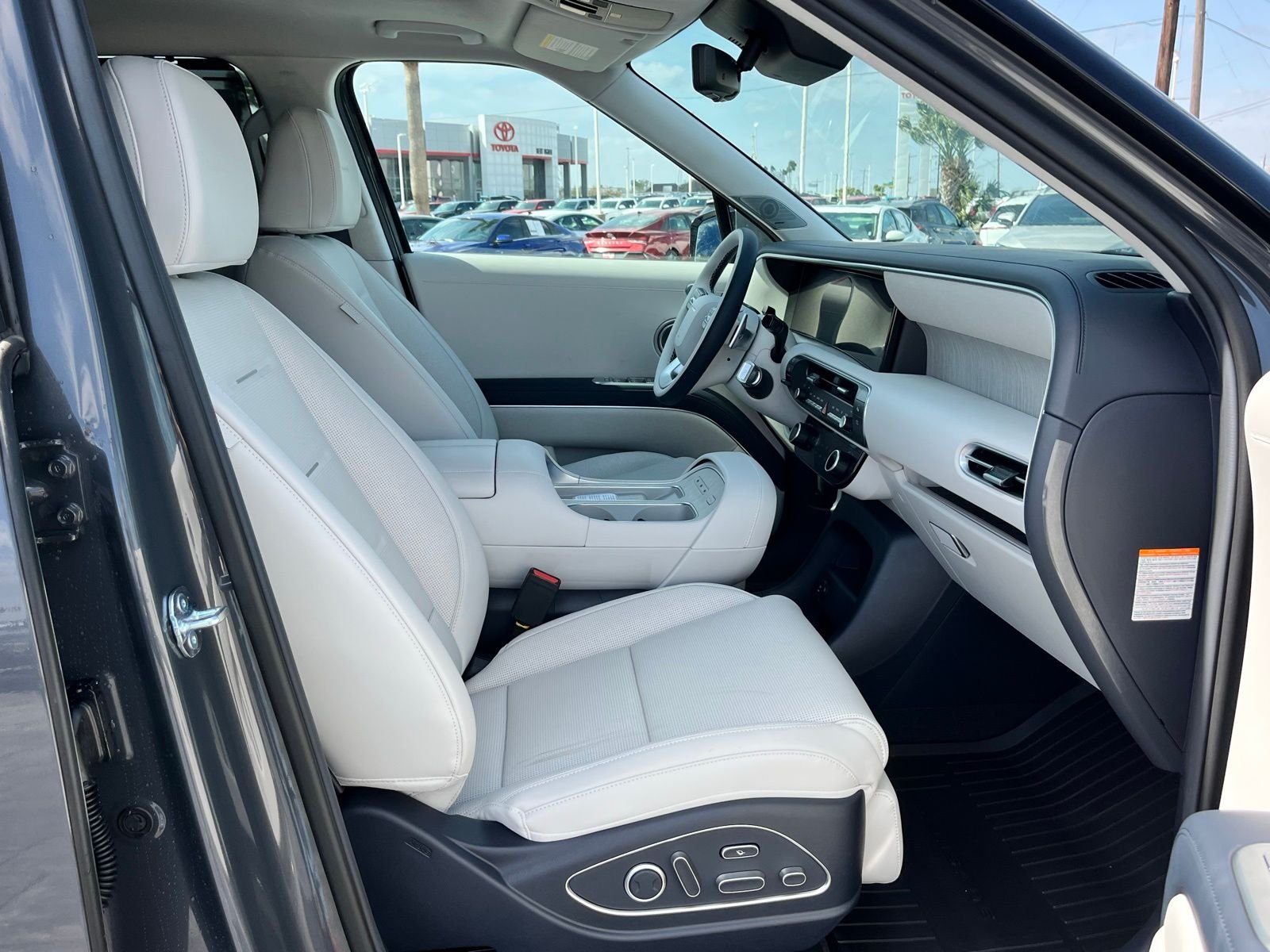 Used 2026 Gray Hyundai Calligraphy image 22