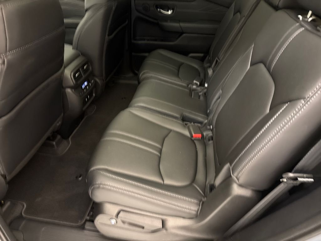 New 2026 Sonic Gray Pearl Honda Touring image 17