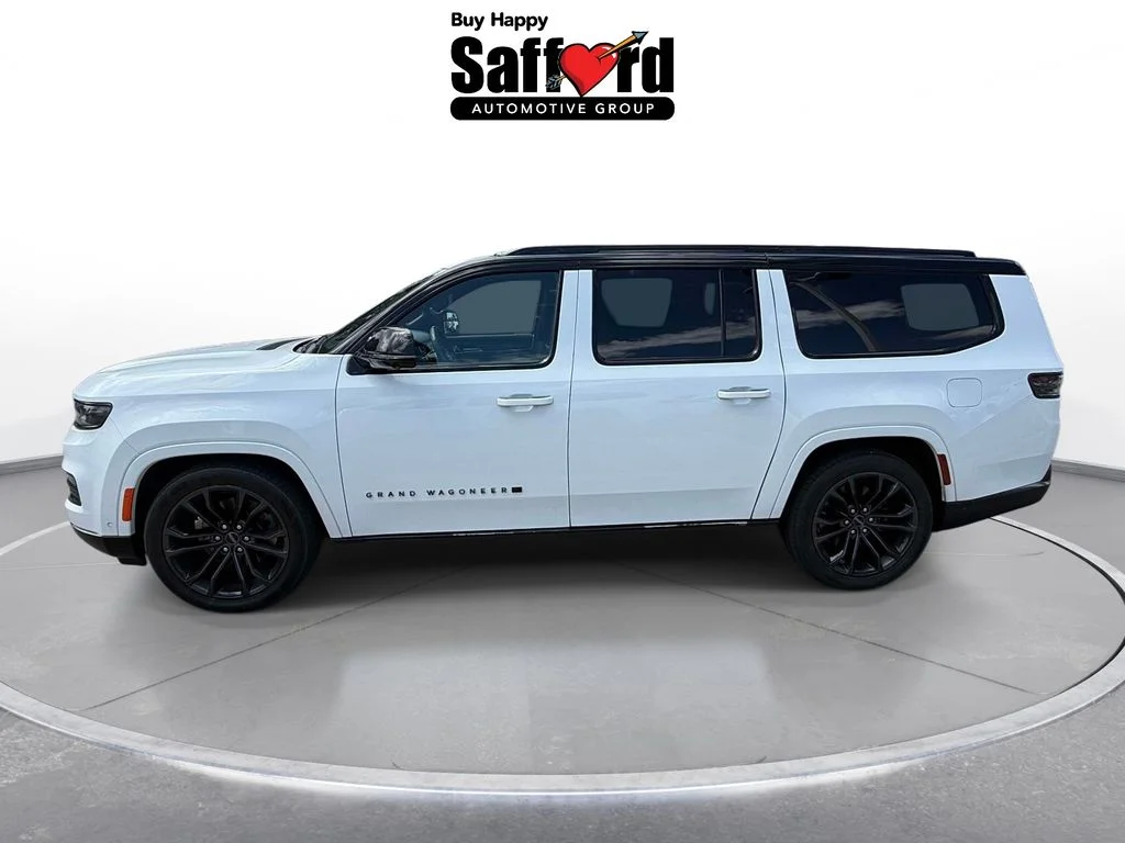 Used 2024 White/off-white Jeep Series II image 5