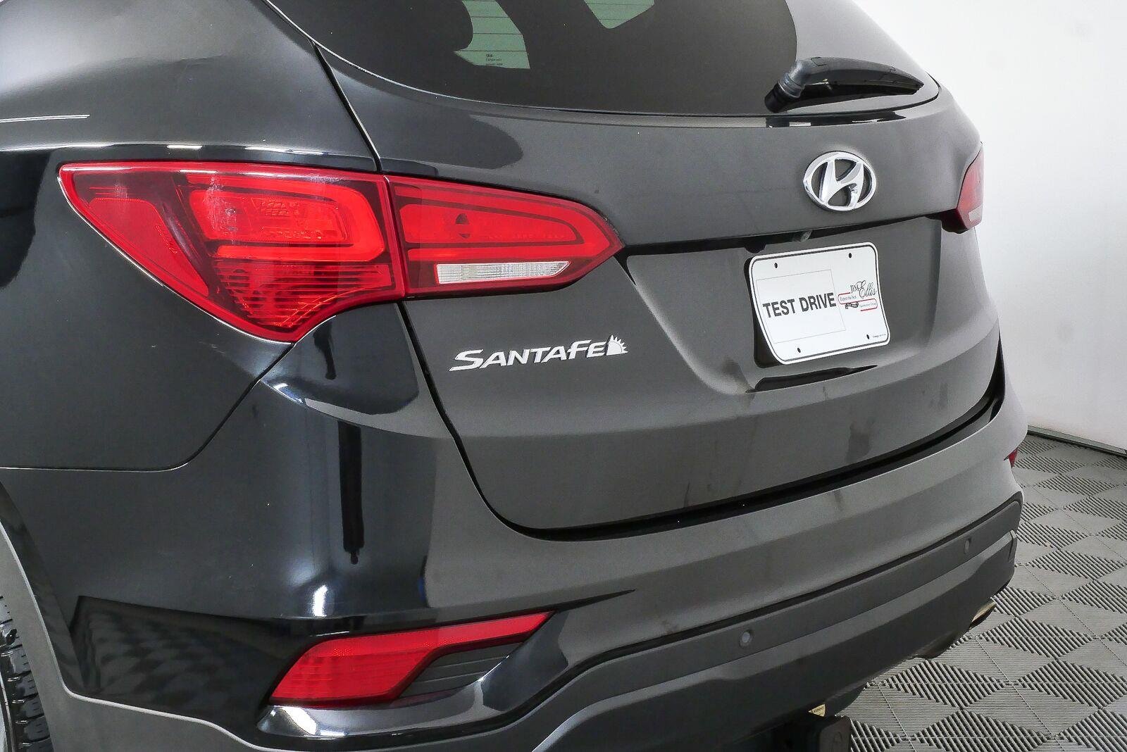 Used 2017 Twilight Black Hyundai 2.4L image 39