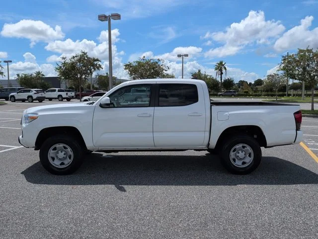 Certified Used 2022 White Toyota SR image 7