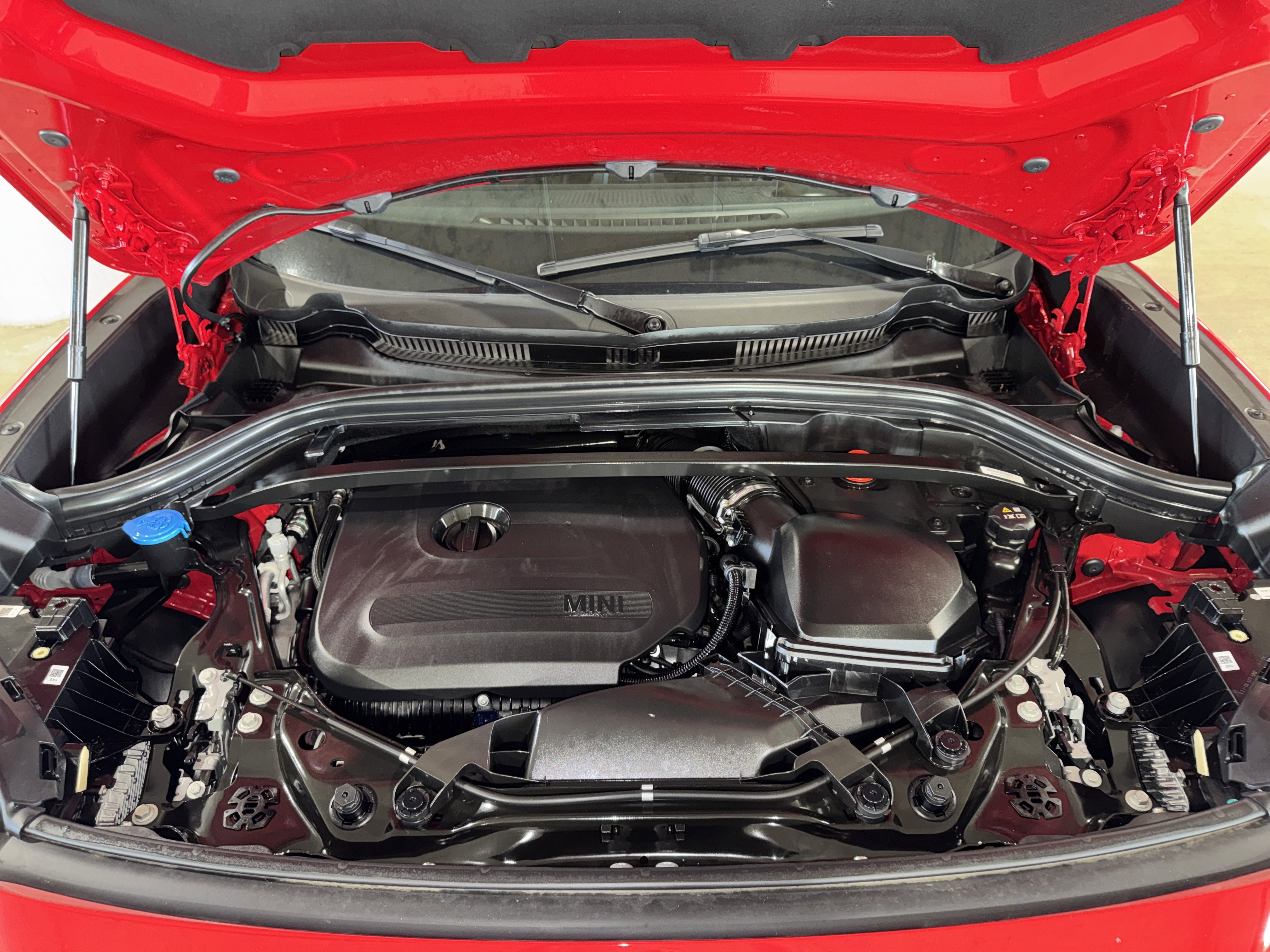 Used 2025 Chili Red II MINI S image 35