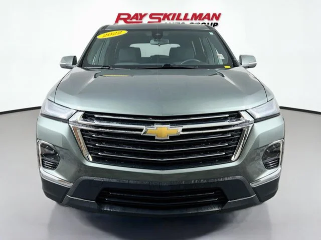Used 2022 Gray Chevrolet 1LT image 2