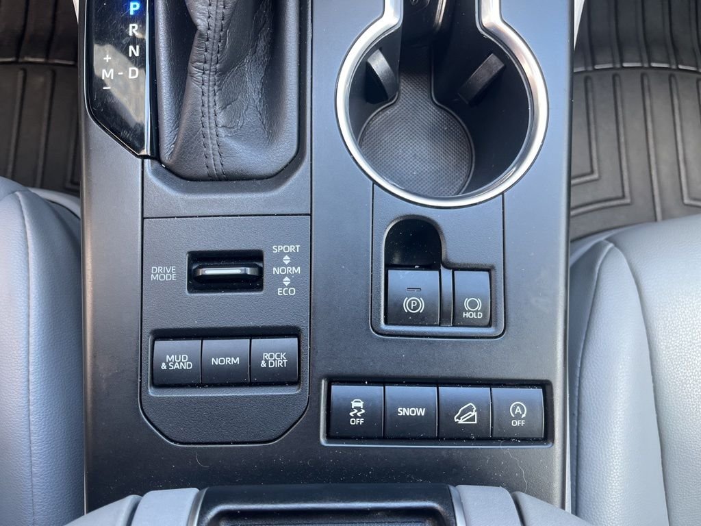 Used 2020 Magnetic Gray Metallic Toyota XLE image 28