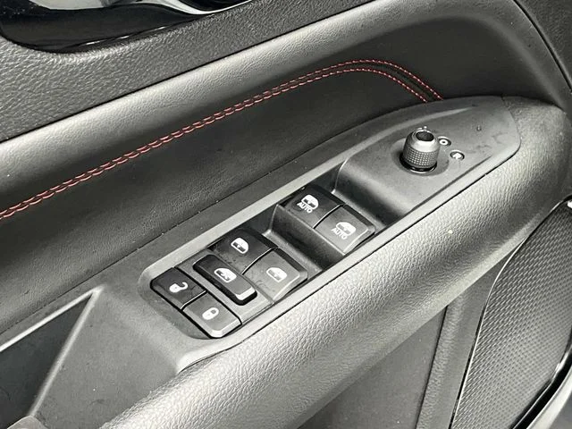 Used 2025 White Jeep Trailhawk image 26