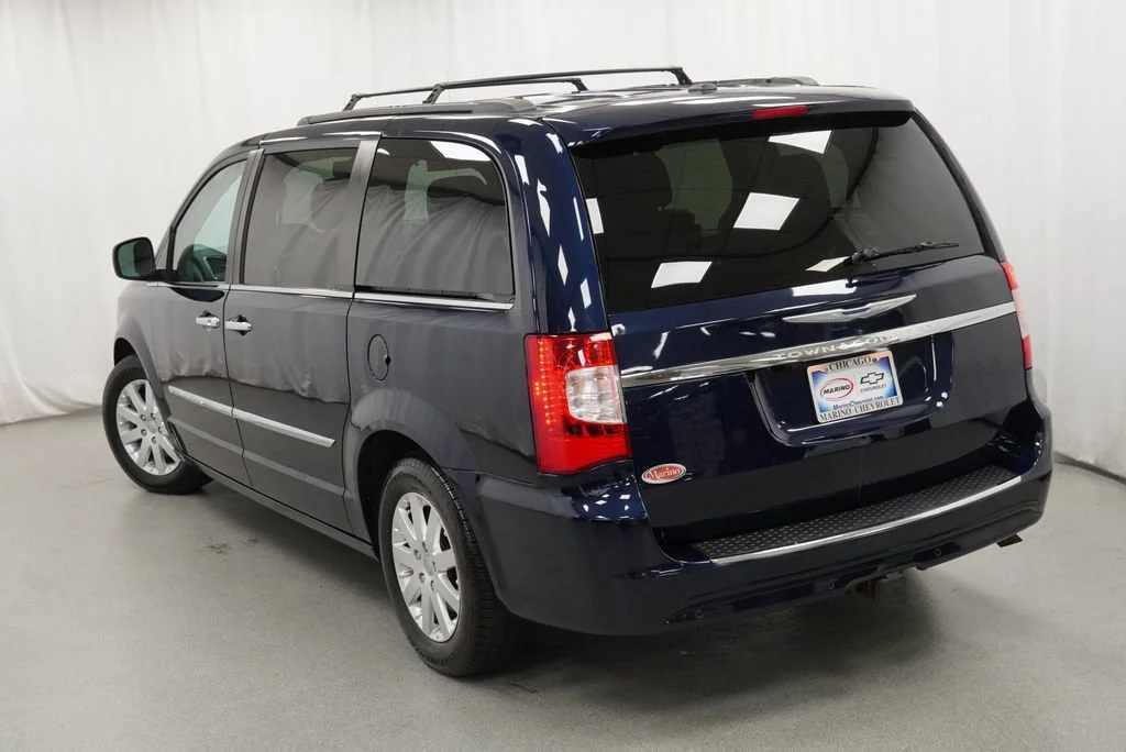 Used 2016 Blue Chrysler Touring image 28