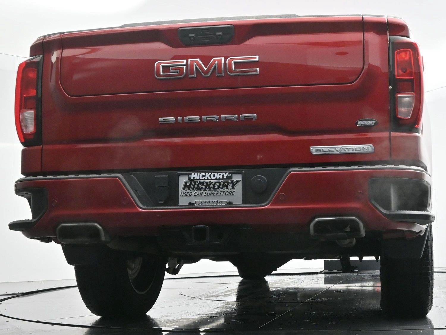 Used 2023 Volcanic Red Tintcoat GMC Elevation image 47