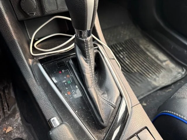 Used 2019 Silver Toyota SE image 35