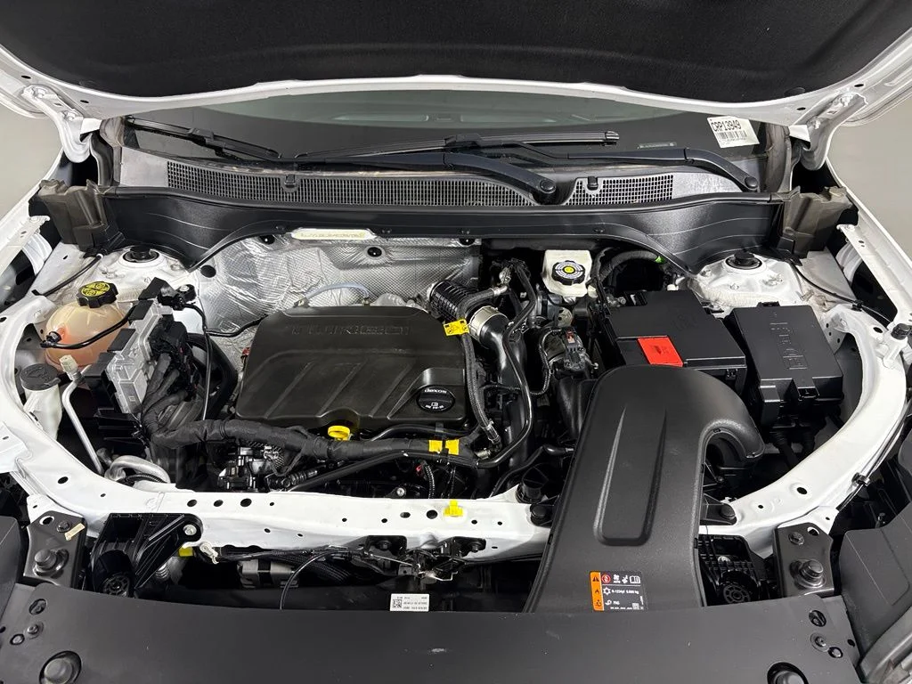 Used 2024 White Chevrolet 1RS image 43
