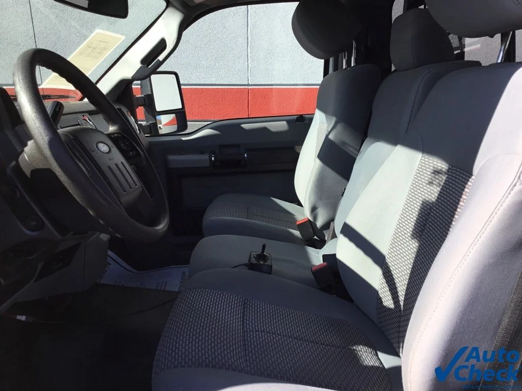 2016 Ford F-350 Super Duty XLT - Photo 28