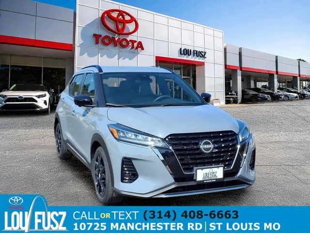 2024 Nissan Kicks SR
