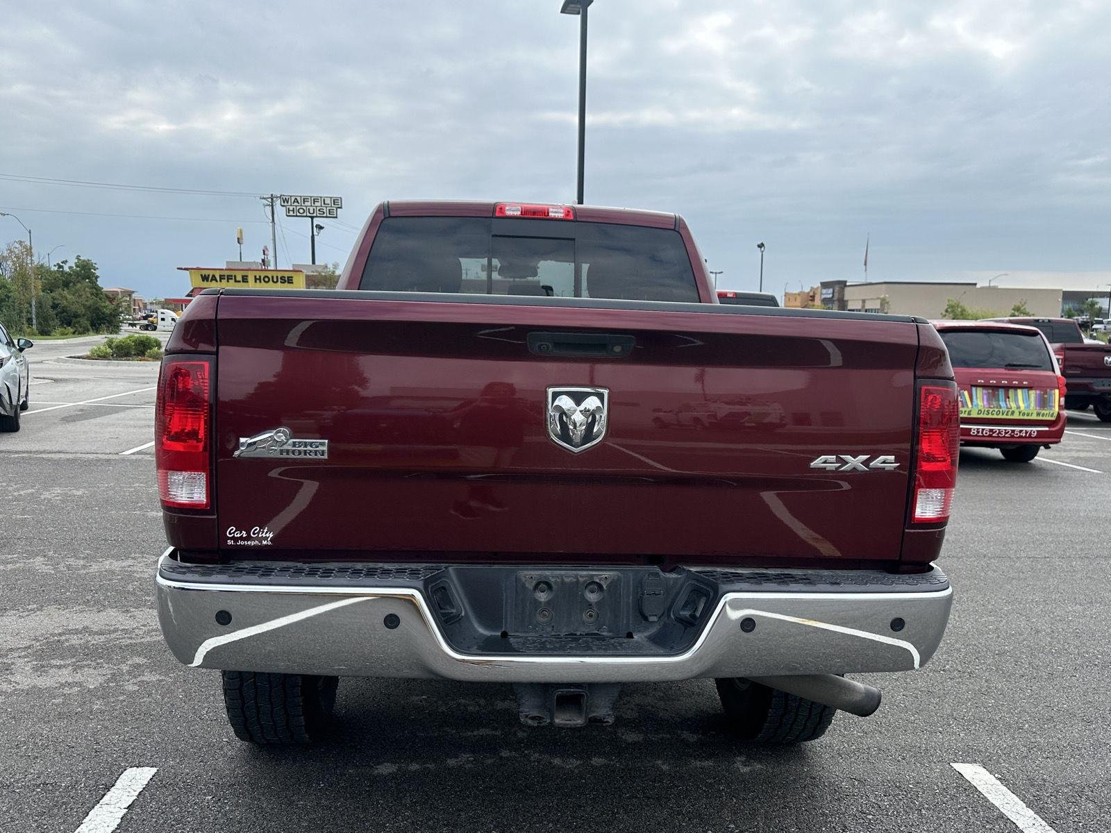 Used 2017 Delmonico Red Pearlcoat Ram Big Horn image 3