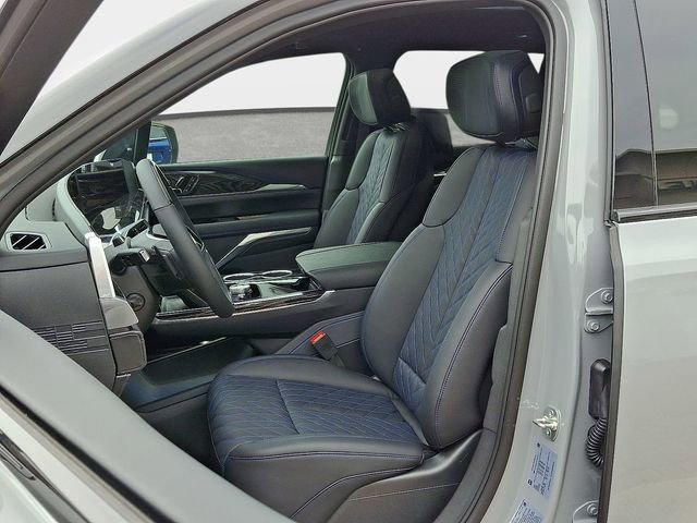 2026 Cadillac Escalade IQ Sport - Photo 14