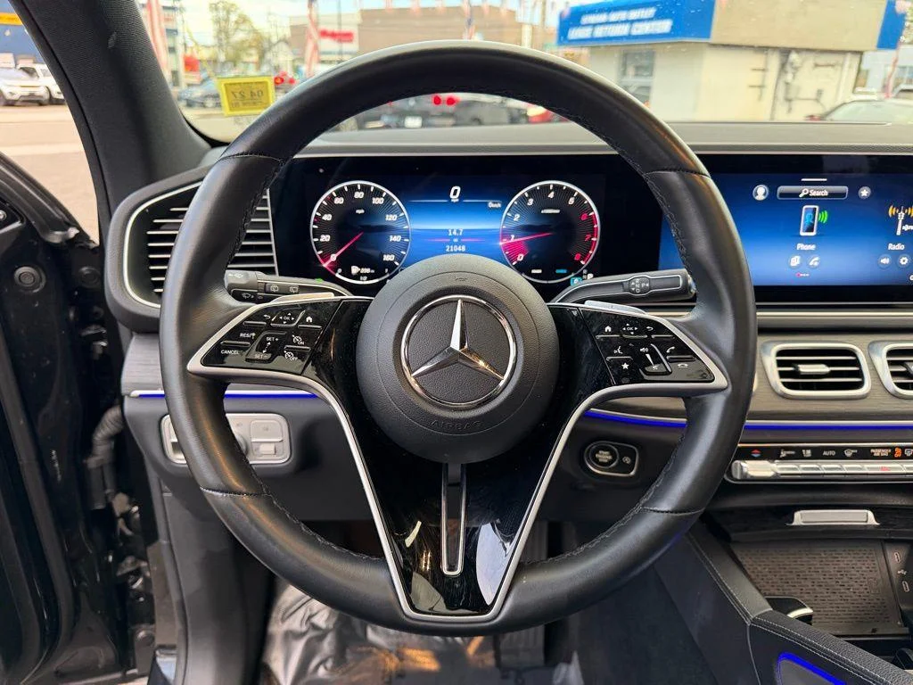 Used 2025 Black Mercedes-Benz GLE 350 image 25