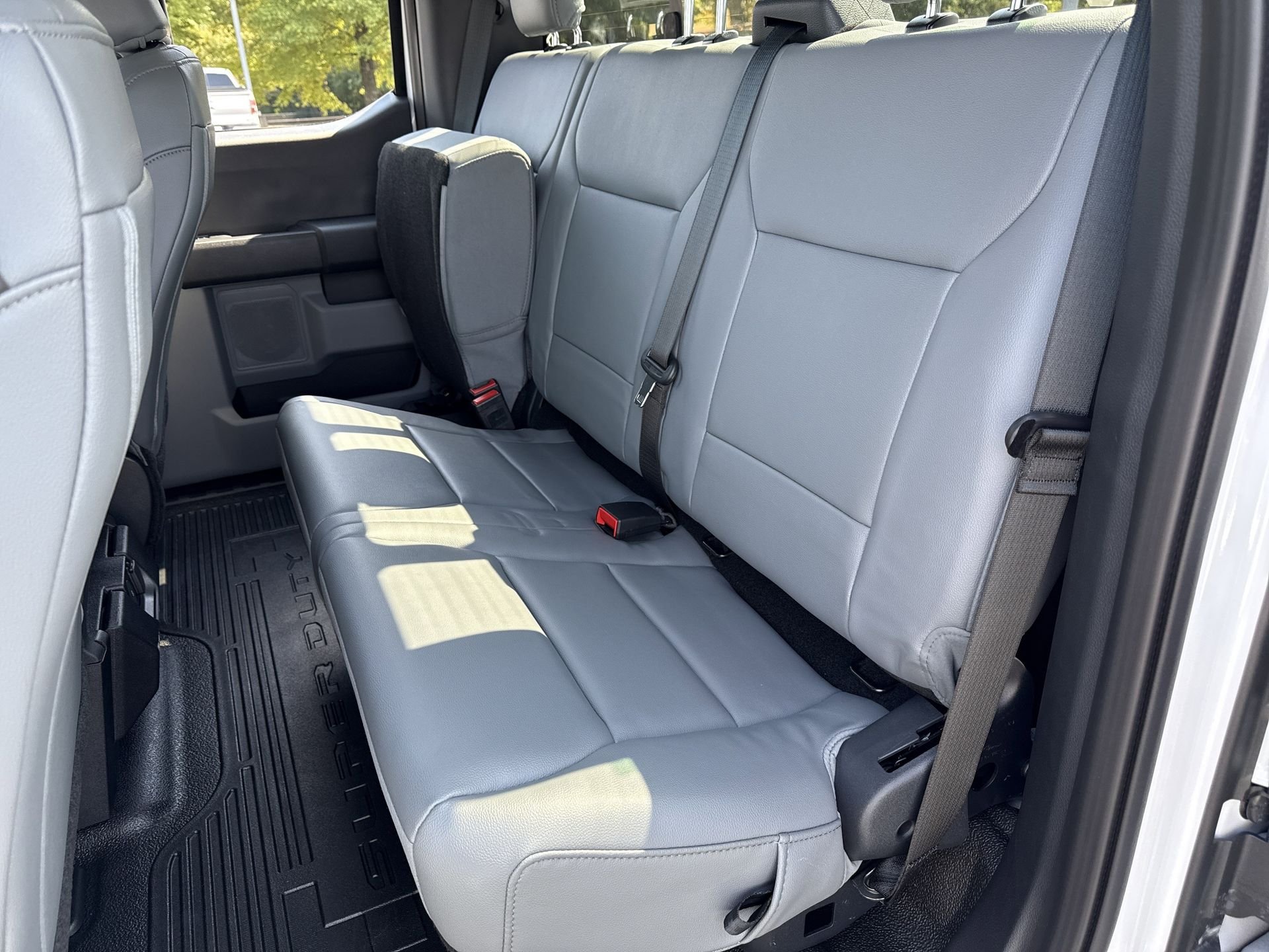 2025 Ford F-350 Super Duty Chassis Cab XL - Photo 17