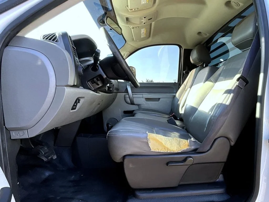 Used 2013 White Chevrolet Work Truck image 10