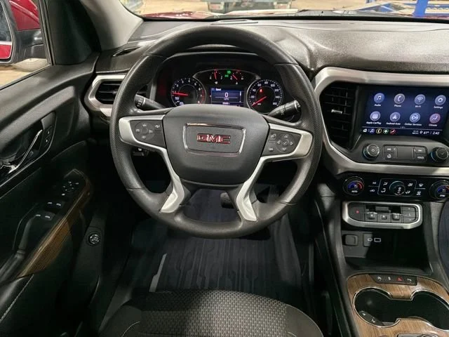 Used 2023 Volcanic Red Tintcoat GMC SLE image 33