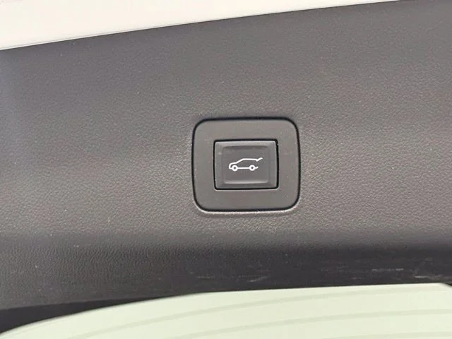 Used 2022 Beige Chevrolet RS image 36